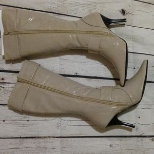 Chinese Laundry Staff Ecru Stiletto Ankle Boot, size 6.5M